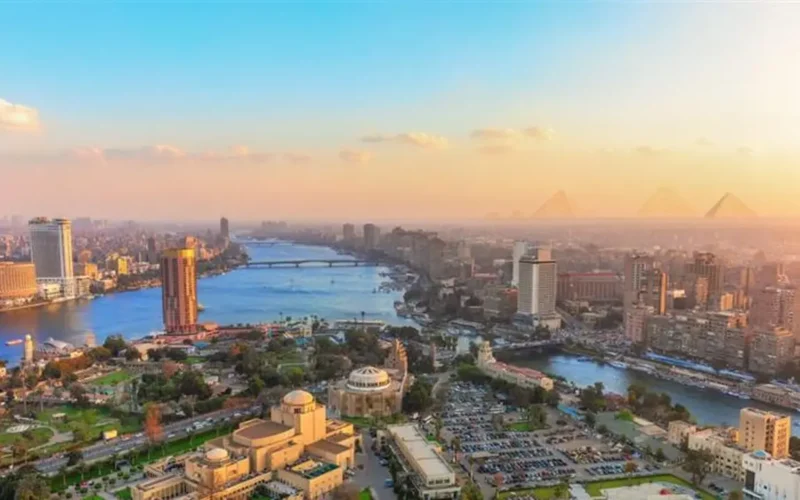 طقس الأيام المقبلة.. الأرصاد تعلن ارتفاعا جديدا في درجات الحرارة بكافة الأنحاء